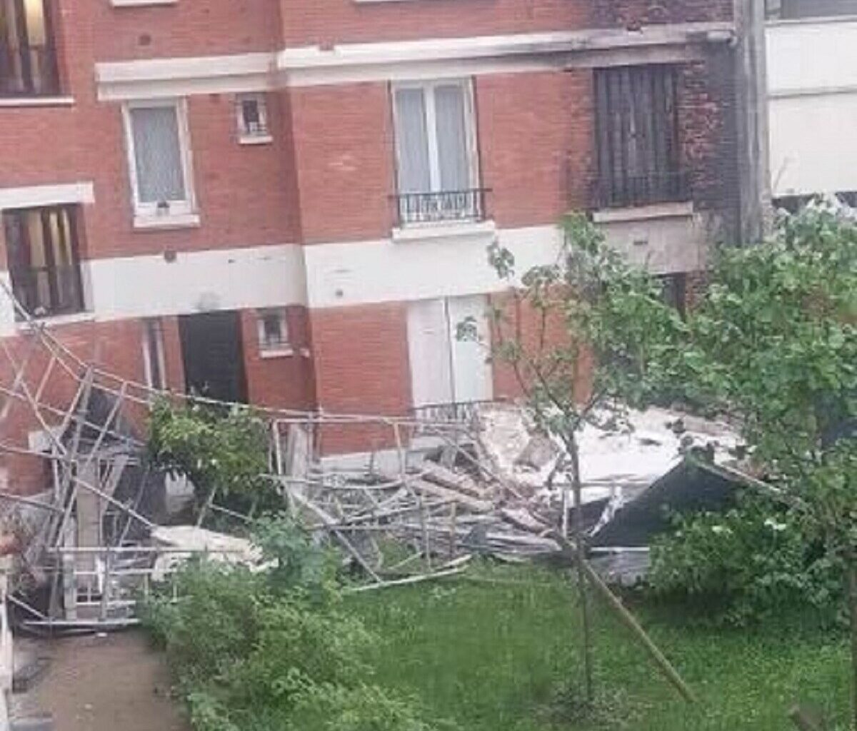 à Paris, le chantier de "l'école des prix Nobel" accumule les accidents dangereux