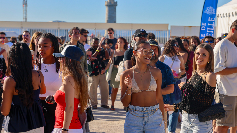 Feder, Twerkistan, au J4, l'Europa festival a diffusé un parfum d'été avec son électro