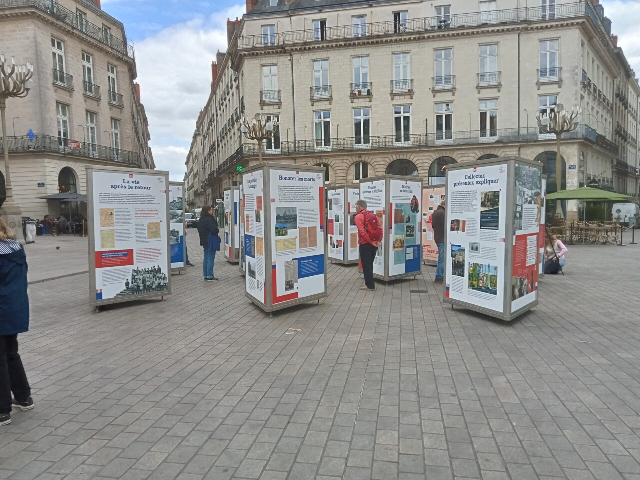 la place Graslin accueille une expo sur la fin de l’occupation et la libération