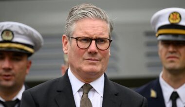 un Ukrainien inculpé d'incendie criminel sur des propriétés de Keir Starmer