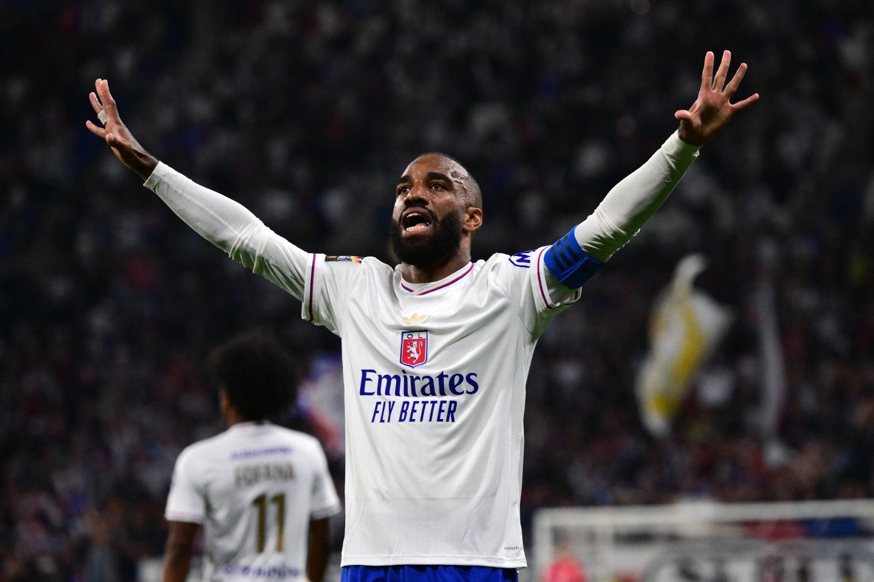 Alexandre Lacazette, auteur d'un doublé pour Lyon face à Angers, lors de son dernier match avec l'OL, le 17 mai 2025 au Groupama Stadium