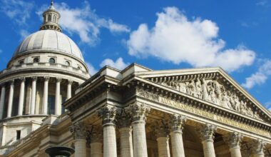 une adolescente de 17 ans meurt après avoir sauté du haut du Panthéon