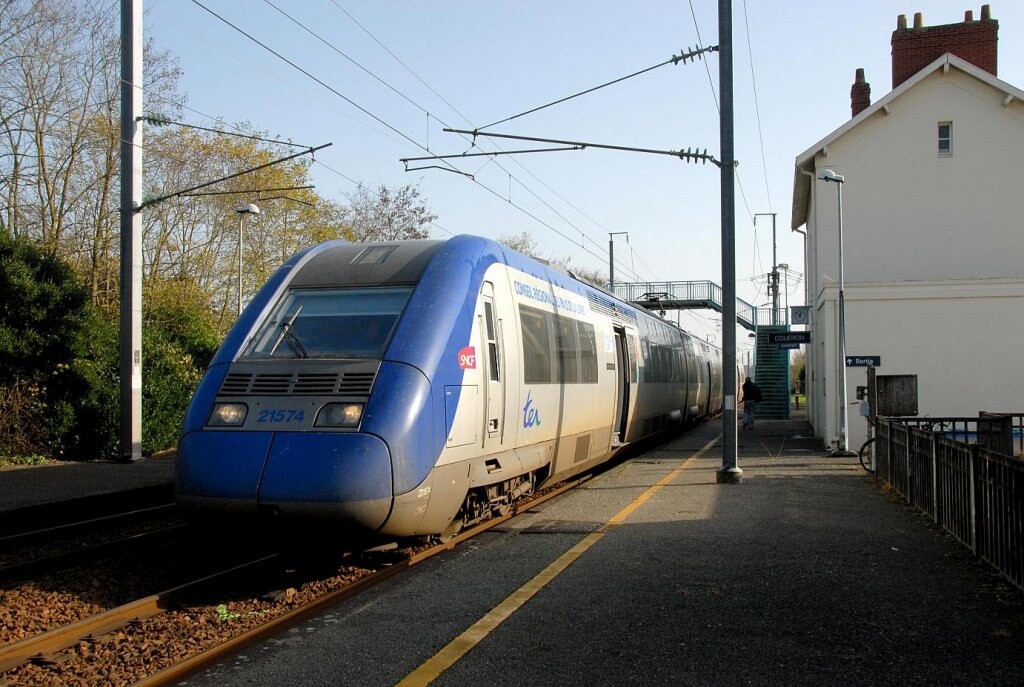 pourquoi la passerelle de cette gare va disparaître