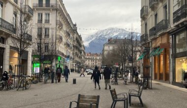 Grenoble. Pour aider les familles sans logement, la mairie "passe à l'étape supérieure"