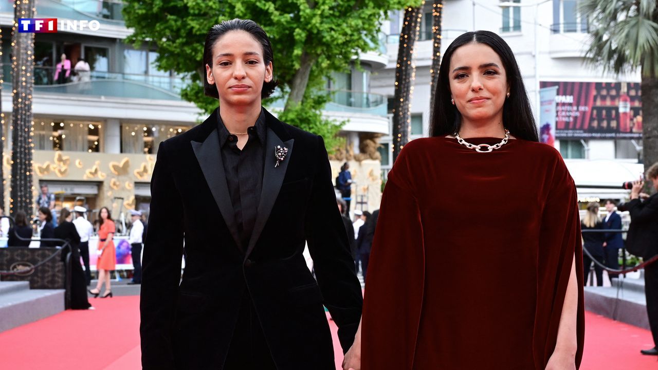 EN DIRECT - Cannes 2025 : la réalisatrice Hafsia Herzi et sa comédienne Nadia Melliti sur les marches pour "La Petite dernière"