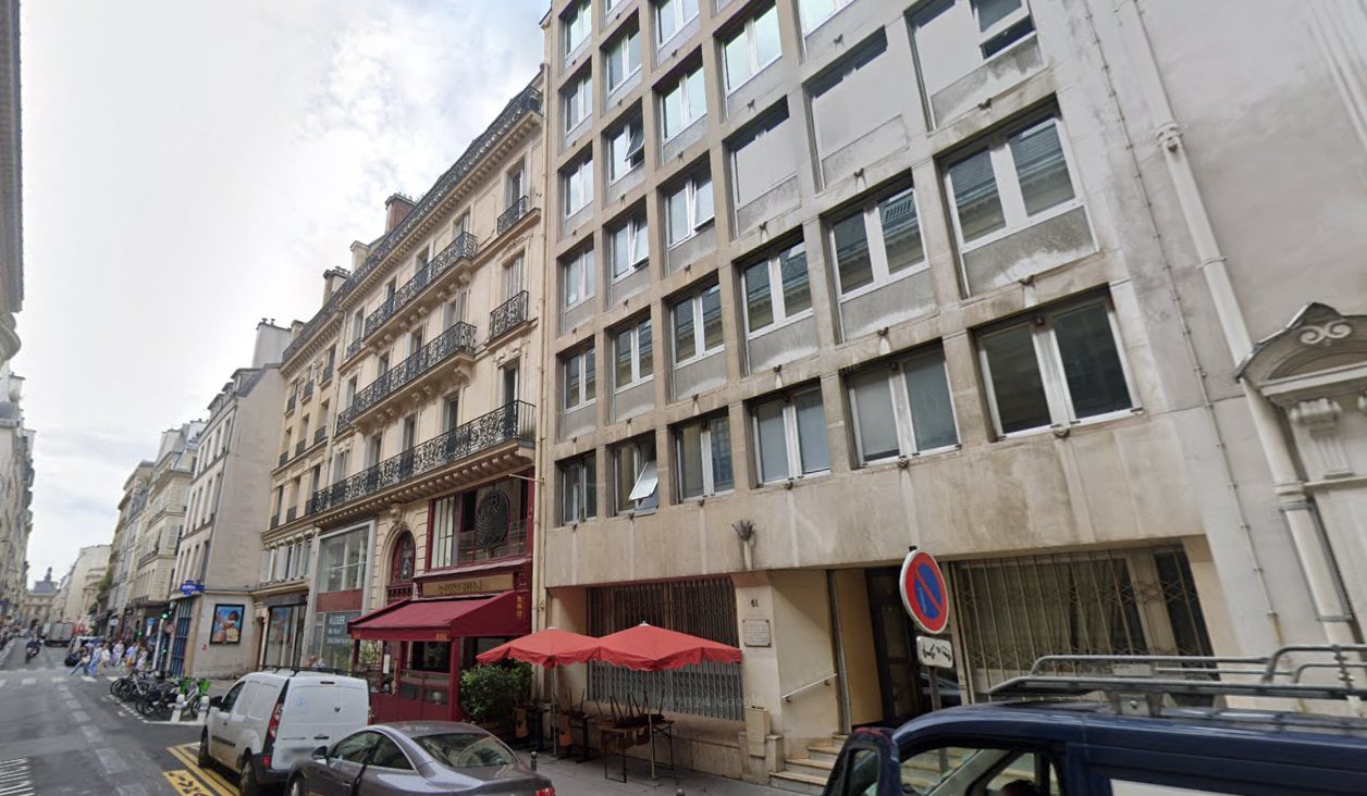 l'Etat vend un immeuble "idéalement situé" en plein centre de la capitale