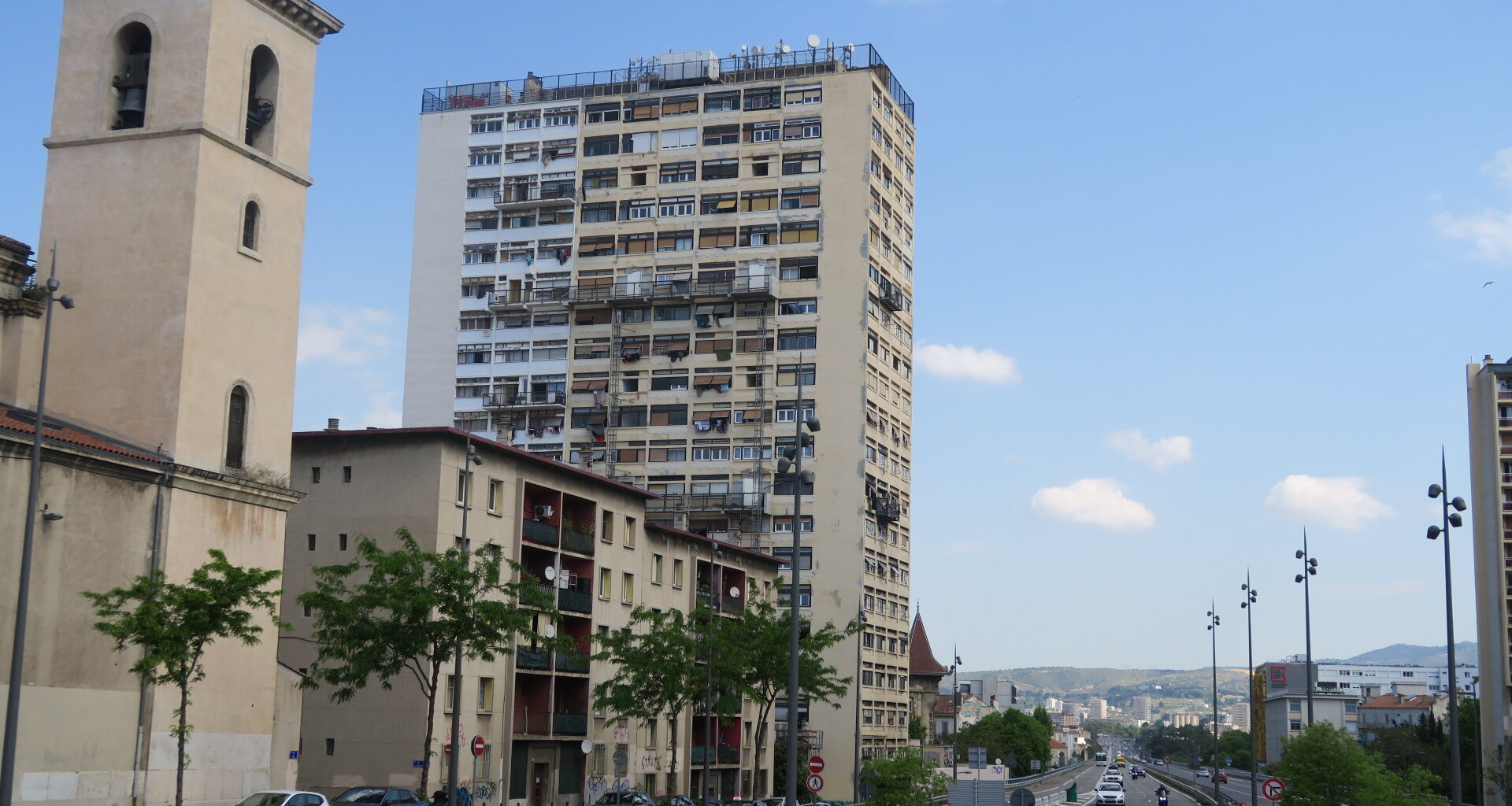 La tour Bel Horizon vit sous la menace d'une évacuation de grande ampleur