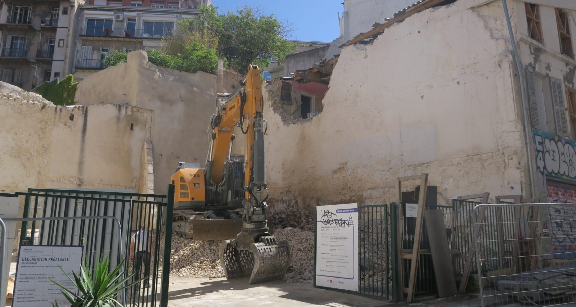Avec la destruction du 69 rue d'Aubagne, une page se tourne pour les habitants de Noailles