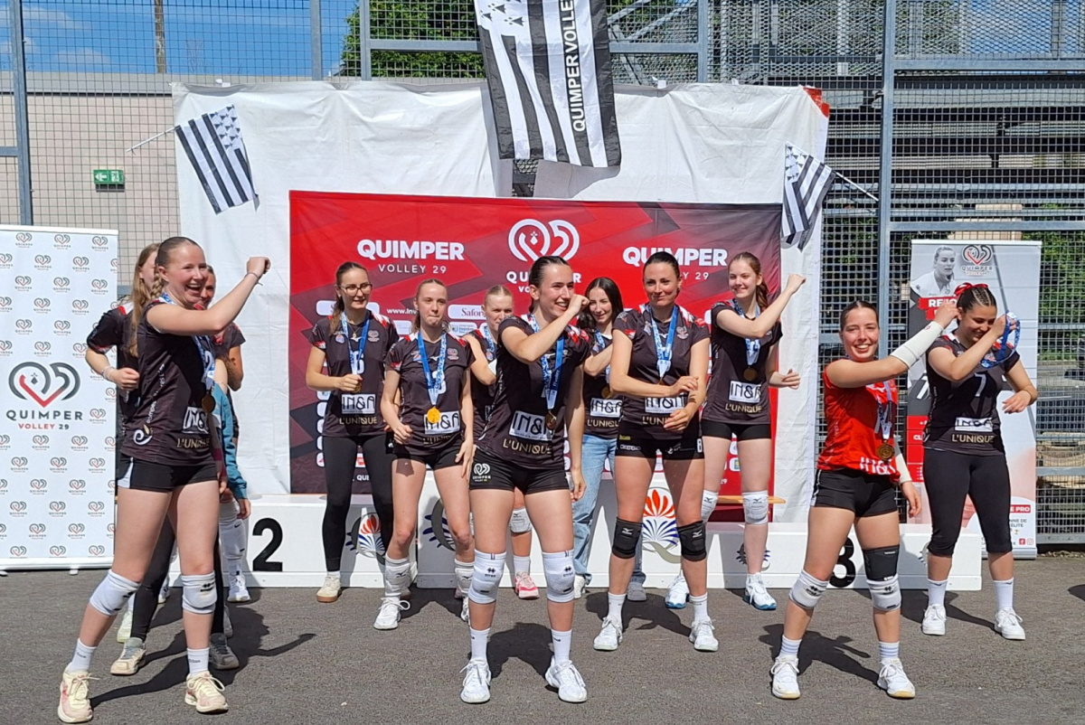 Le Quimper Volley (B) championne de France de National 3 - quimper - volley