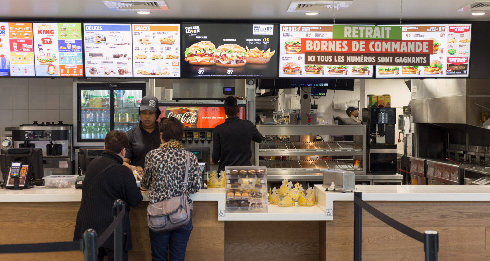 © Shutterstock - L'enseigne Burger King offre de nombreux emplois dont un poste de directeur au centre commercial d’Osny dans le 95.