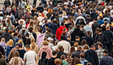 © Shutterstock - Au 1er janvier 2022, 1 324 546 habitants ont été recensés en Essonne, sa population ayant augmenté en moyenne de 6 200 habitants par an depuis 2016.