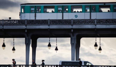 © Shutterstock - De très faibles perturbations vont intervenir du lundi 19 au dimanche 25 mai sur les réseaux de transport en commun de la région Île-de-France.