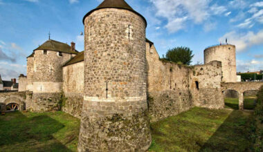 © DR - À Dourdan, le musée du château accueillera la troisième édition d’Ink & Beer, de 10h30 à 23h, pour une journée festive et décalée.