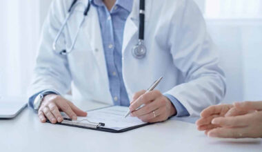 © Shutterstock - À l’approche de l’été, Adecco Medical lance une vaste campagne de recrutement en Île-de-France avec 3 240 postes proposés dans les secteurs de la santé.