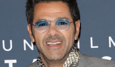 Jamel Debbouze partage de rares photos avec son fils Léon et leur ressemblance est frappante !