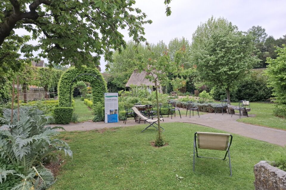 Il est aussi possible de visiter les jardins de la maison.