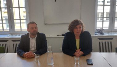 la maire dénonce "des méthodes inacceptables"