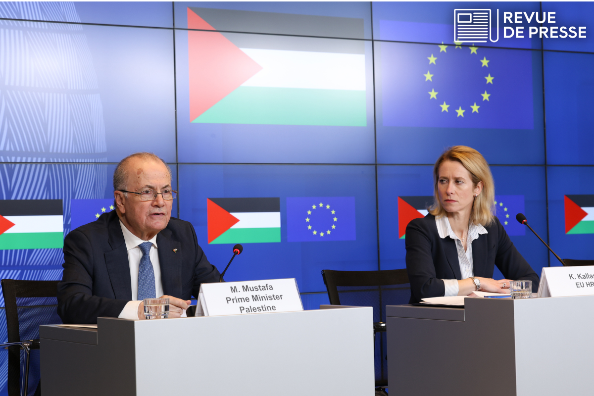 Le Premier ministre palestinien, Mohammad Mustafa, aux côtés de la haute représentante de l