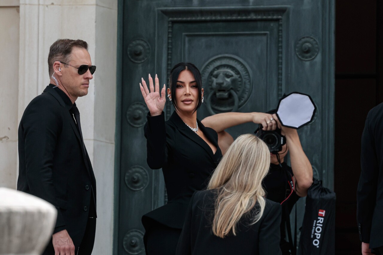 aux assises de Paris, l'émouvant témoignage de Kim Kardashian face à ses braqueurs