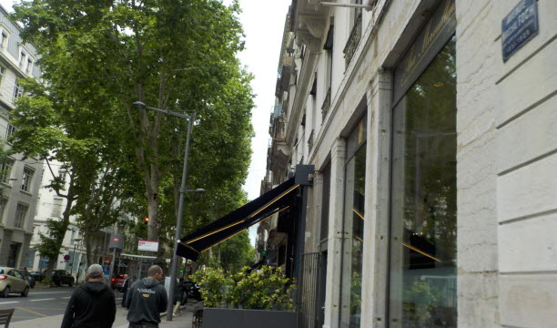 L’avenue Maréchal Foch, à Lyon, est réputée pour ses restaurants et ses commerces.   Photo Marie-Agnès Laffougère