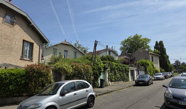 La rue Coignet est bordée de jolies maisons, à l’écart du tumulte de la ville.   Photo Nicolas Forquet