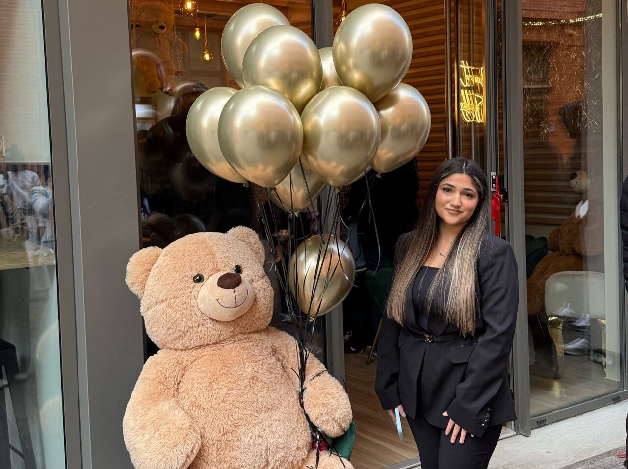 Toulouse. À seulement 20 ans, elle ouvre son propre salon de thé, peuplé… d'ours en peluche