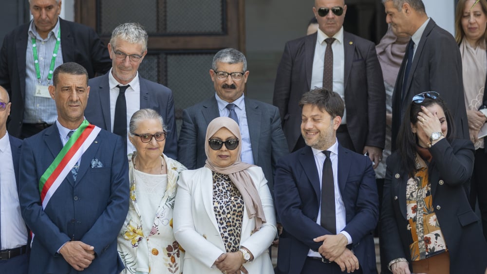 Le député PS Laurent Lhardit en Algérie pour commémorer le 8-Mai, polémique à Marseille