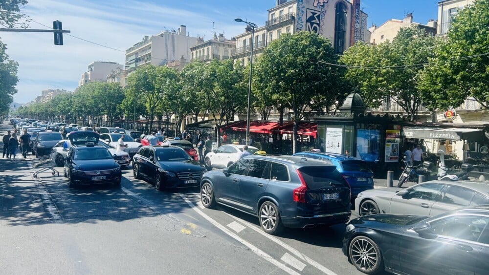 Les taxis toujours mobilisés sur le Prado à Marseille