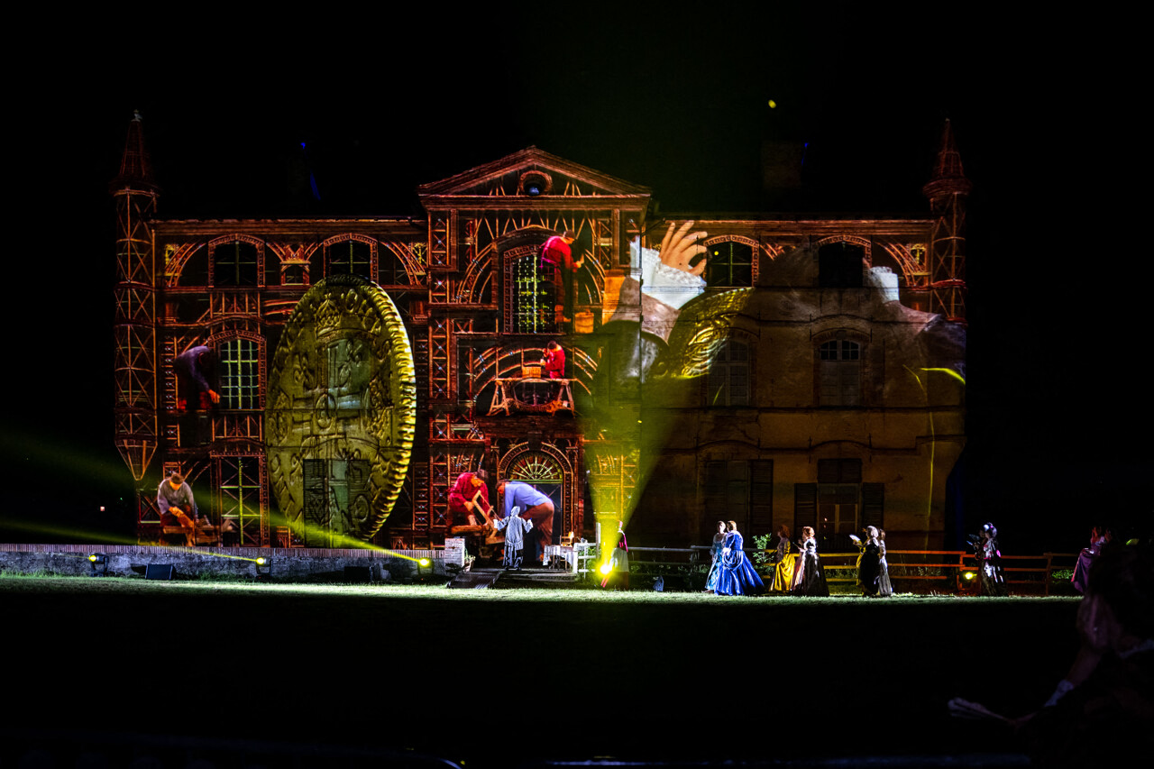 Près de Toulouse, ce château offre un spectacle immersif et nocturne sur les origines du canal du Midi