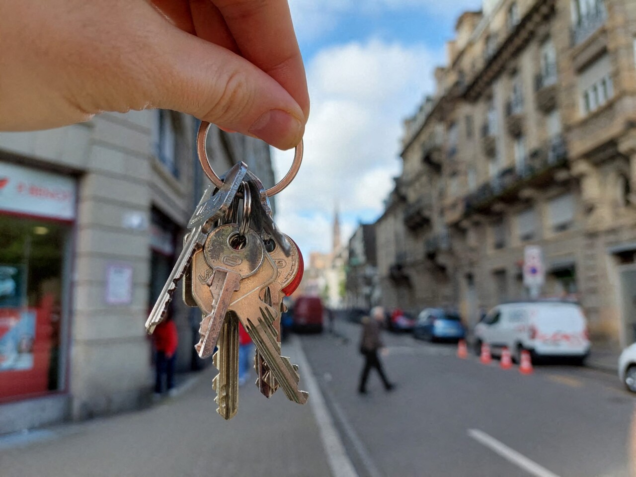 des propriétaires devront avoir un permis pour louer leur logement, on vous explique