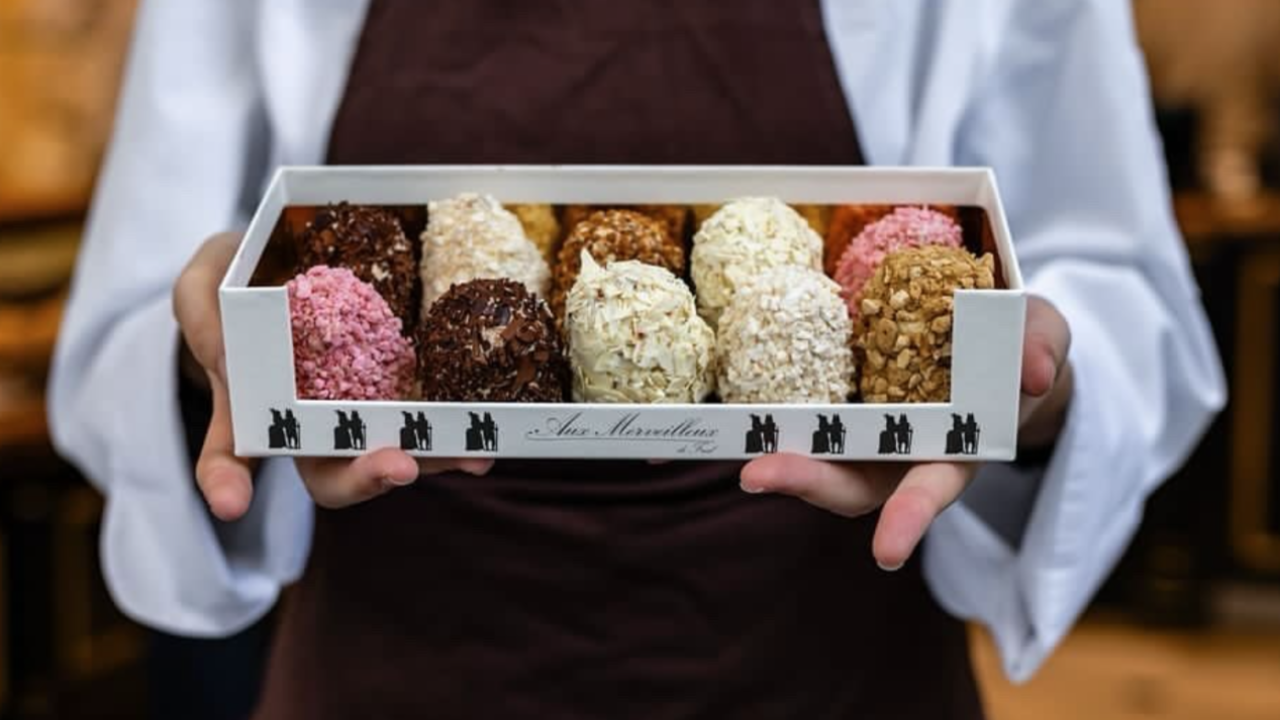Une célèbre pâtisserie ouvre sa quatrième boutique dans un quartier emblématique de la ville !