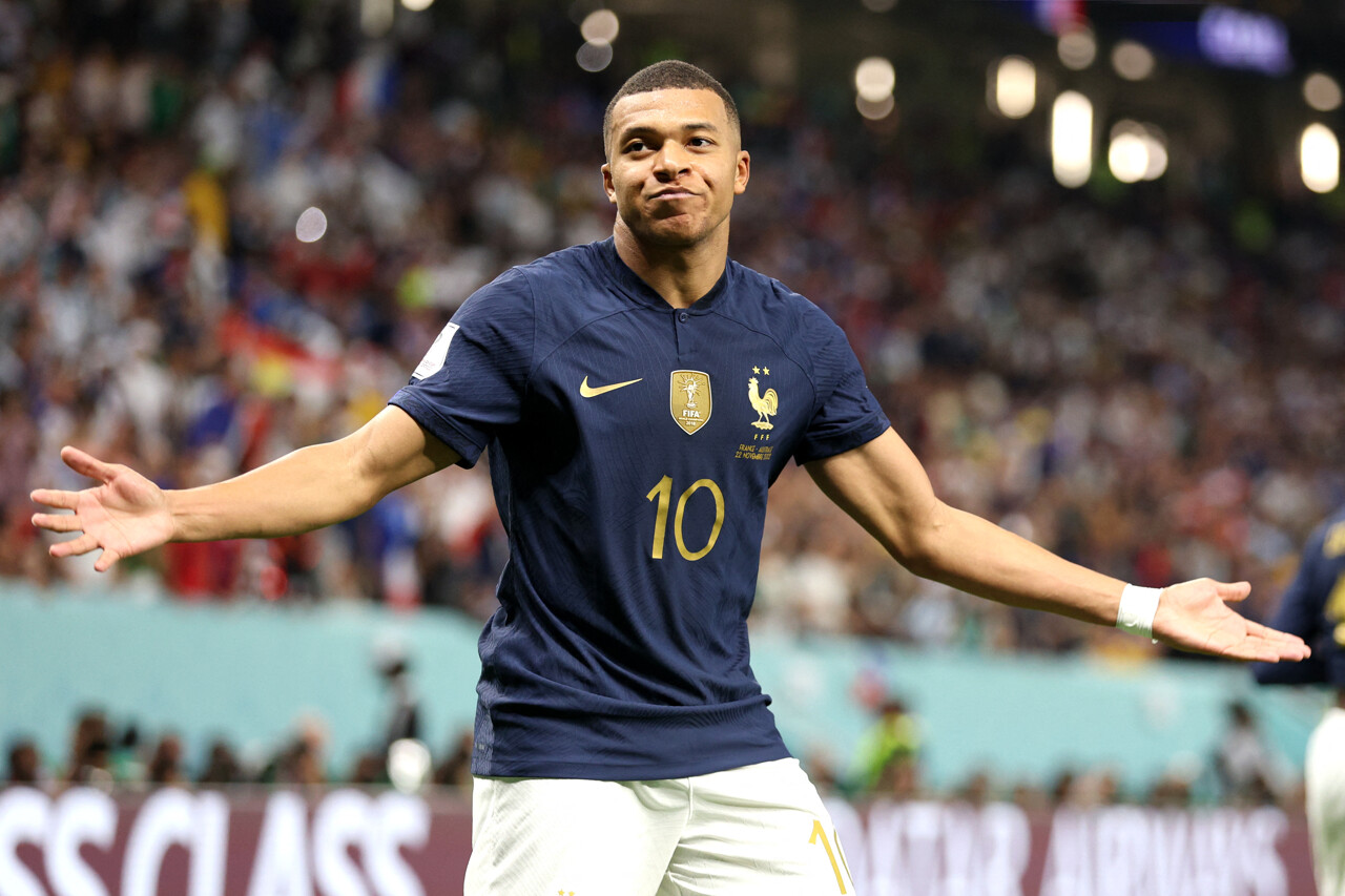 et si, pour la Coupe du monde 2026, les Bleus portaient… un maillot vert ?