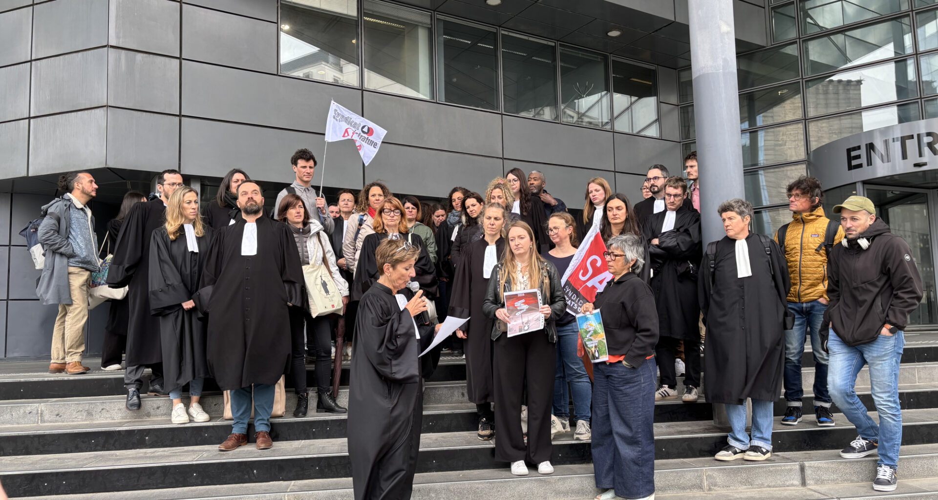 Grenoble : les avocats s'opposent à la réforme du droit des mineurs