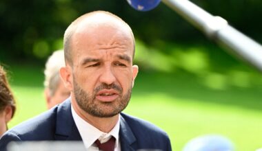 LFI prévient Grégory Doucet qu'elle lancera sans doute une liste