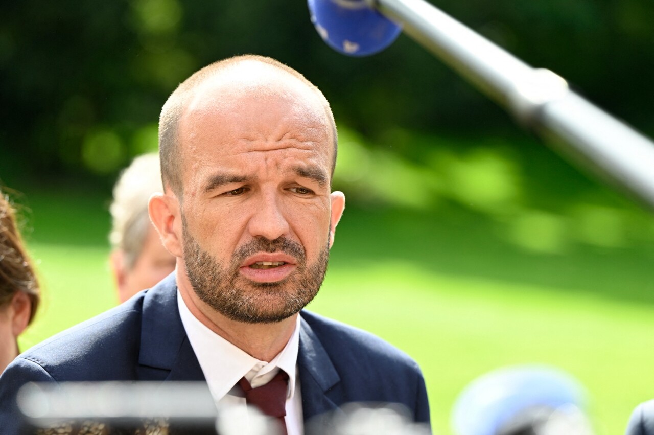 LFI prévient Grégory Doucet qu'elle lancera sans doute une liste
