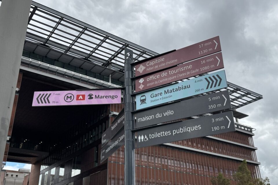 Des itinéraires alternatifs ont été dessinés et sont mis en valeur par un signalisation particulière.