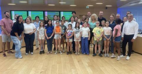 À Toulon, les minots dans les pas de leurs aînés en salle du conseil