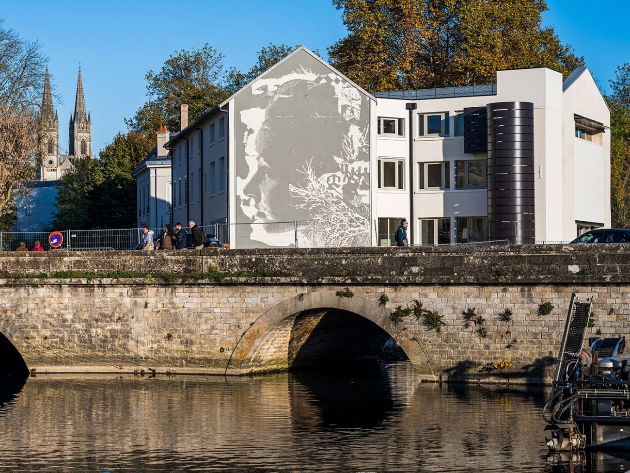 Vhils, Fresque réalisée au Port Boinot