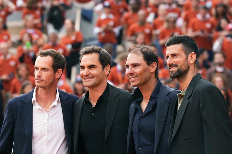 Andy Murray, Roger Federer, Rafael Nadal et Novak Djokovic, le 25 mai 2025 à Roland Garros pour l'hommage à l'Espagnol - AFP