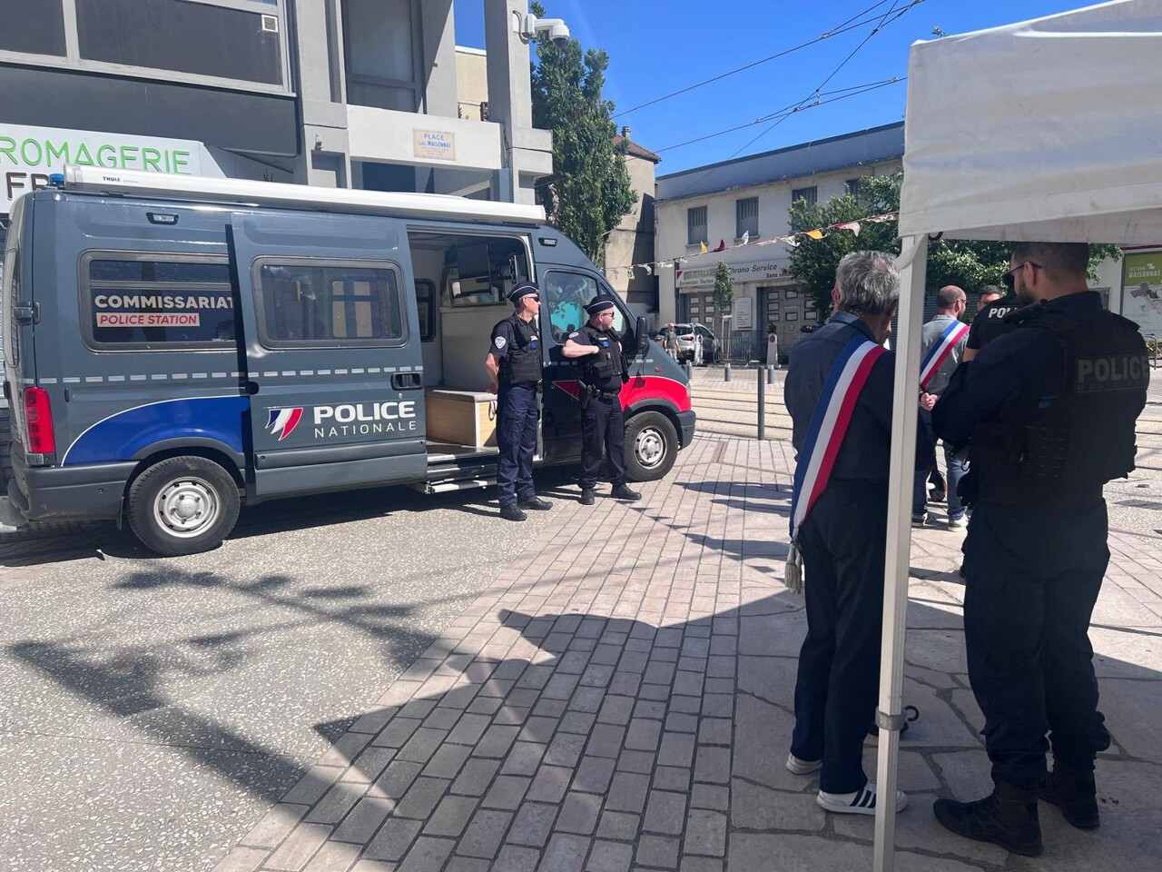 Près de Grenoble. Le maire reprend sa commune aux dealers grâce à une opération d'ampleur