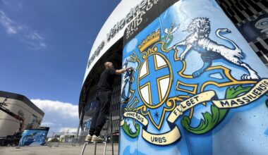 le graffeur Noyps dévoile ses fresques sur le parvis du Vélodrome