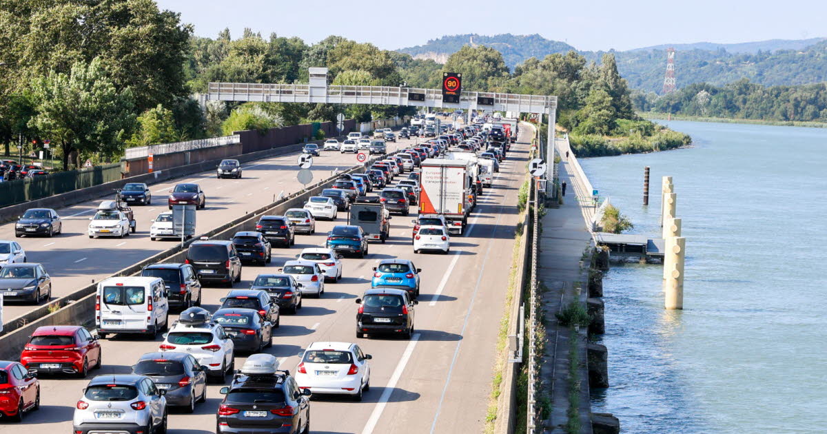 entre Marseille et Lyon, plus de 45 km de bouchons