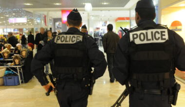 Saint-Étienne. Il tente de dérober pour près de 500 euros de parfum à Centre Deux
