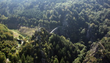 Saint-Étienne. Un grimpeur de 24 ans fait une chute de cinq mètres de haut
