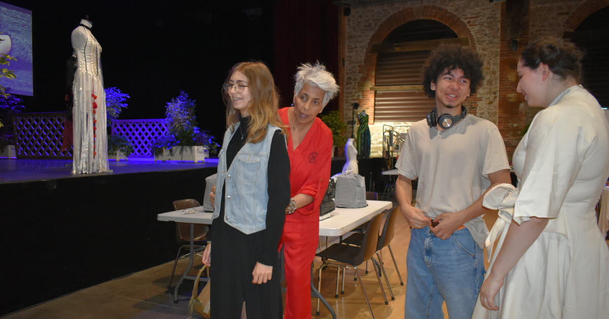 Le Chambon-Feugerolles. La conseillère en image, Rachida Balmes, présente pour l’occasion