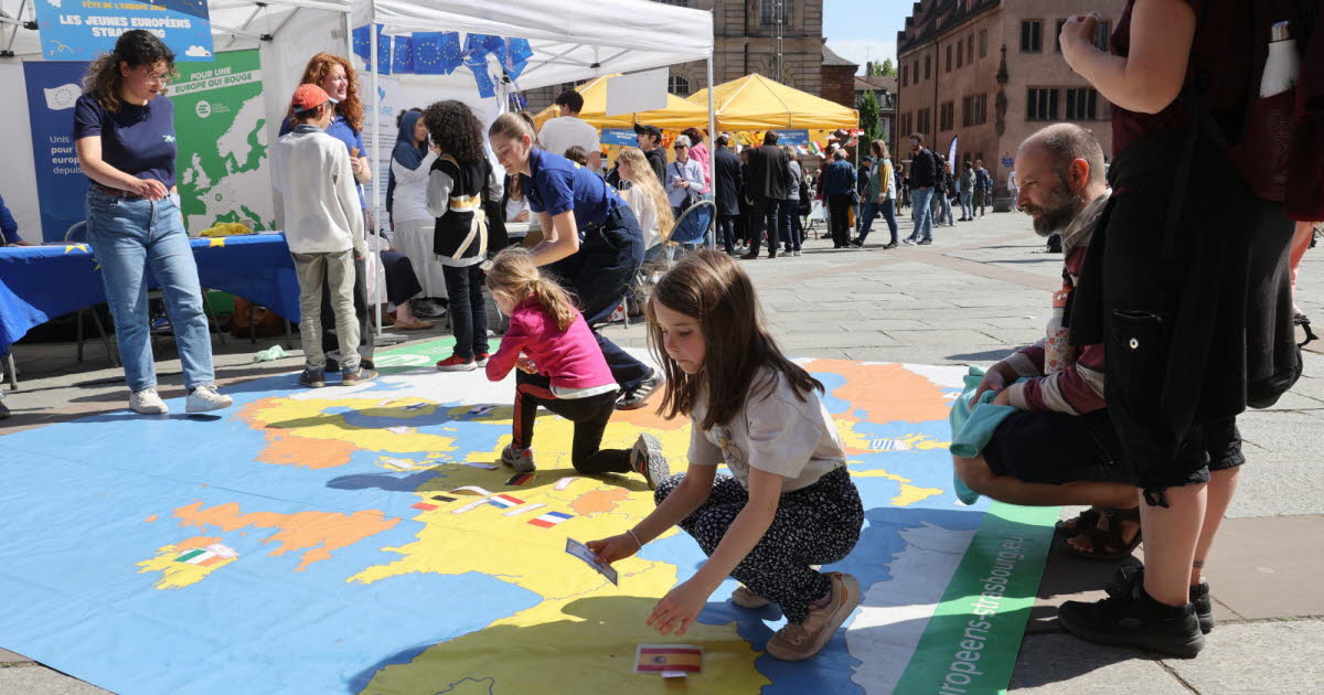 Strasbourg. Place du Château, une kermesse festive pour promouvoir une Europe unie