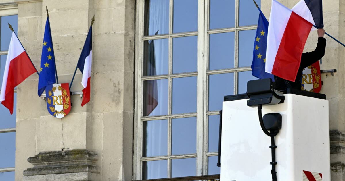histoires de drapeaux et d’oreillettes…