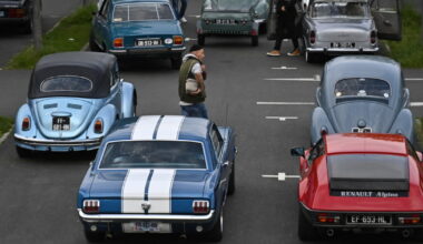 En images. Pour la neuvième fois, les voitures vintage ont effectué la Traversée de Saint-Étienne