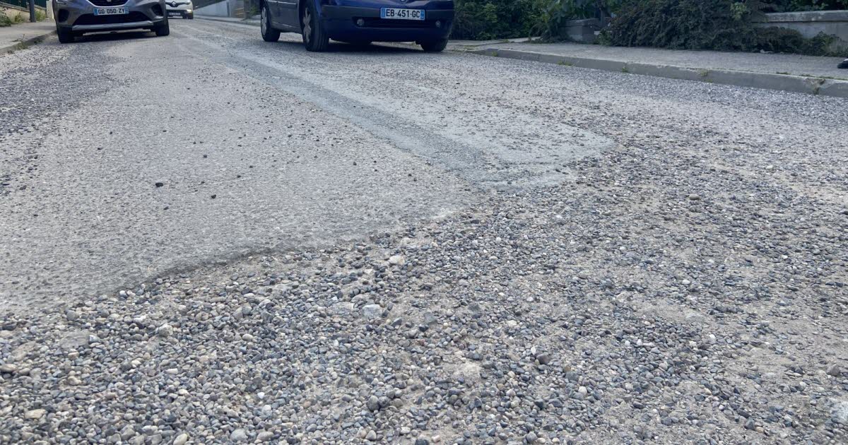 la colère des riverains noyés dans la poussière
