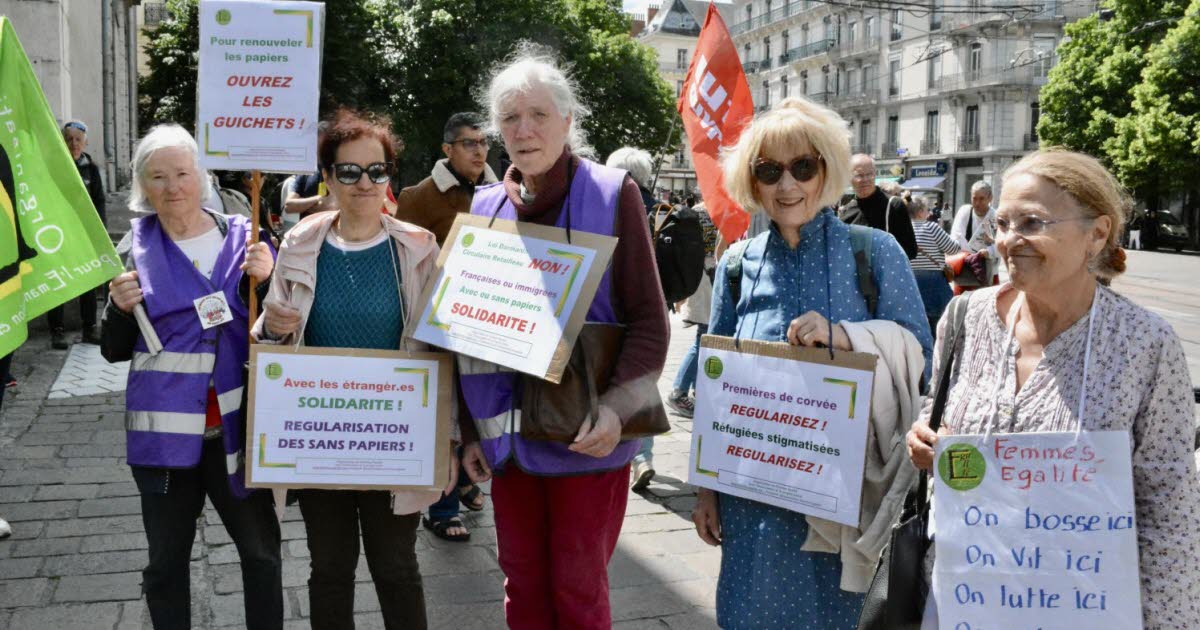 Grenoble. Ils étaient rassemblés pour la défense des droits des sans-papiers